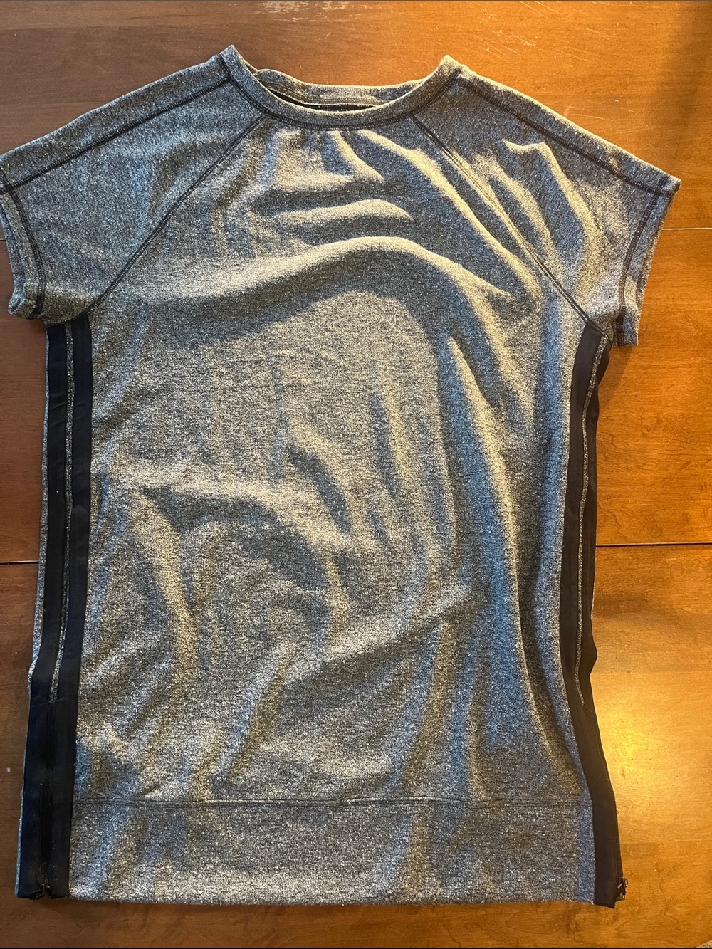 Madewell Heather Gray Short Sleeve Dress with Black Side Panels